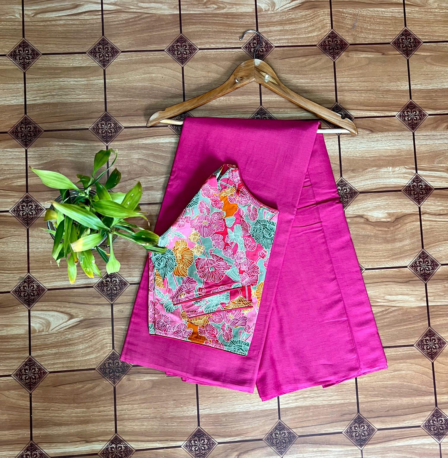 🍁Traditional soft cotton mulmul Sarees with stitched blouse